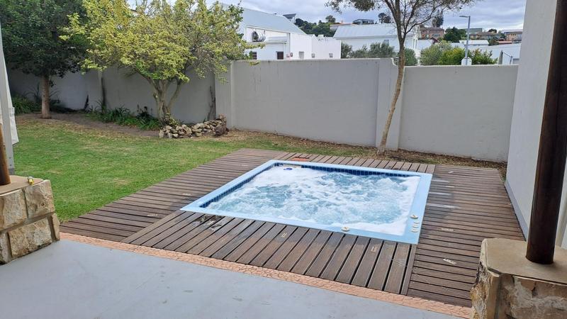 4 Bedroom Property for Sale in Stilbaai Wes Western Cape